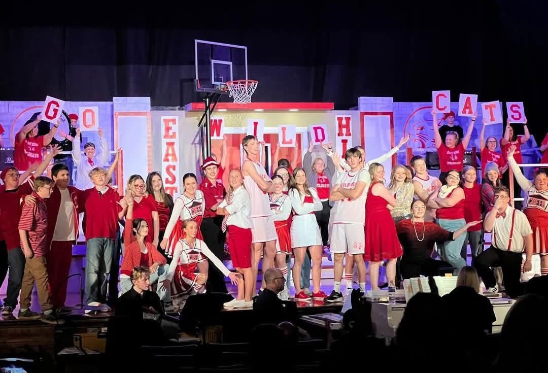 Old-Fort-High-School,-Tiffin-presents-High-School-